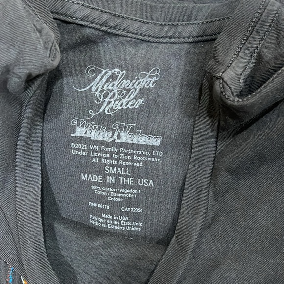 Midnight Rider Retro Willie Nelson Tee - Picture 7 of 8
